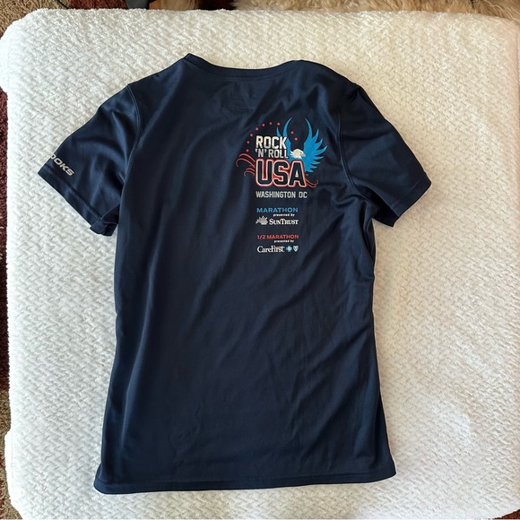 Brooks Technical Rock 'N Roll USA Performance Tee size medium - Picture 5 of 10